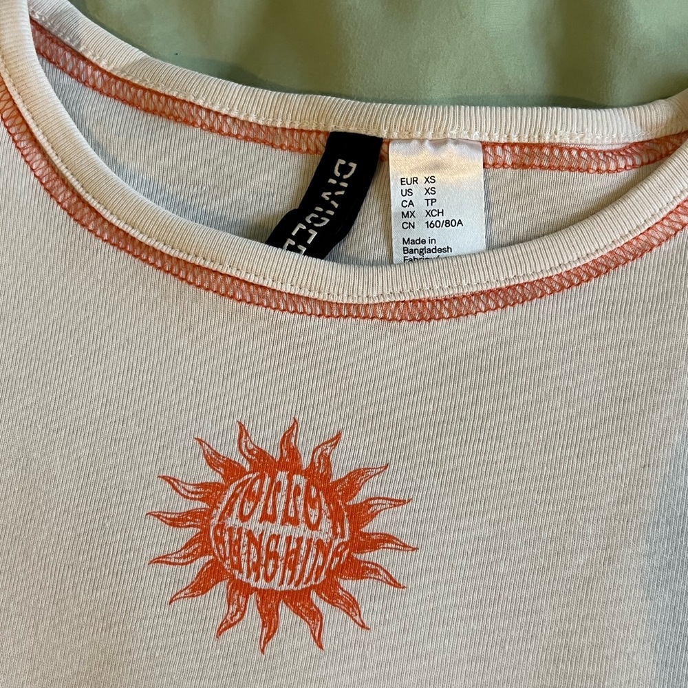 H&M top - Picture 3 of 4